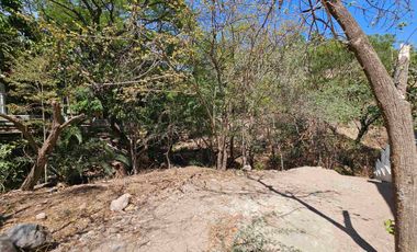 LAS CAÑADAS HERMOSO LOTE EN VENTA COLINDANTE CON DONACION Y ARROYO PLUVIAL