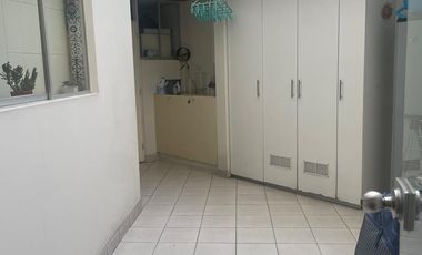 ALQUILER DE DEPARTAMENTO ESCLUSIVO EN CHACARILLA, TOTALMENTE AMOBLADO CON ACABADOS DE LUJO