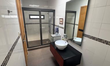 CASA EN VENTA LOMAS DE LAS AGUILAS