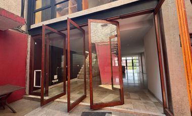 CASA EN VENTA LOMAS DE LAS AGUILAS