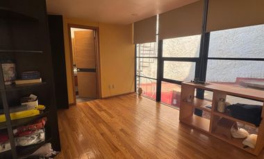 CASA EN VENTA LOMAS DE LAS AGUILAS