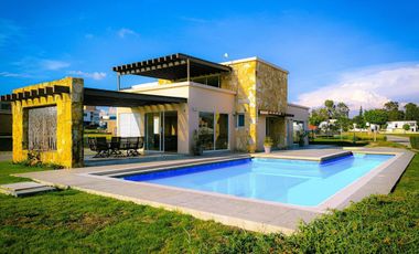 CASA EN VENTA FINCA LAS MEMORIAS ATLIXCO