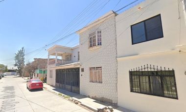 Casa en remate bancario en Arroyo de La Canadá, Los Arroyitos, 20923 Jesús María, Ags.