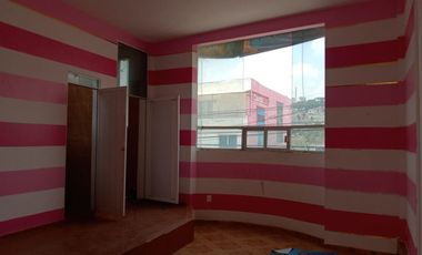 Excelente local de dos pisos en renta