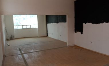 Excelente local de dos pisos en renta