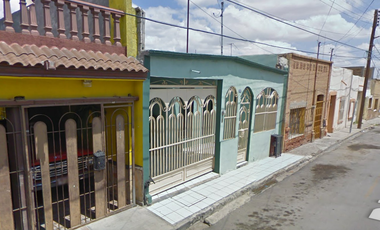 CASA A LA VENTA EN EL CENTRO DE SALTILLO, COAHUILA, REMATE ADJUDICADO