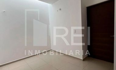 VENTA CASA CON ROOF GARDEN DENTRO DE COTO AUREA RESIDENCIAL TLAJOMULCO