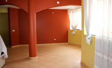 ✅📍Los Keñuales - Esquina Se VENDE Casa 2 Pisos