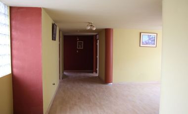 ✅📍Los Keñuales - Esquina Se VENDE Casa 2 Pisos