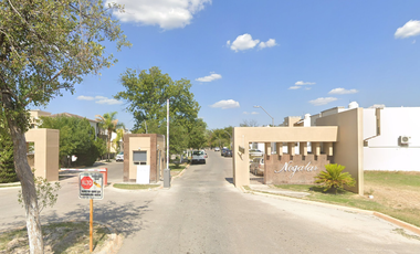 CASA A LA VENTA EN FRACCIONAMIENTO NOGALAR, PIEDRAS NEGRAS, COAHUILA, REMATE ADJUDICADO