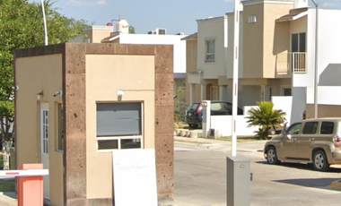 CASA A LA VENTA EN FRACCIONAMIENTO NOGALAR, PIEDRAS NEGRAS, COAHUILA, REMATE ADJUDICADO