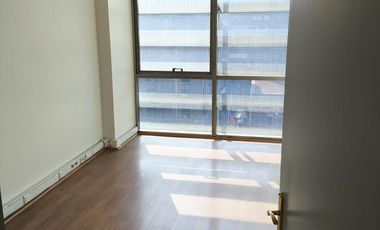 Moderna Oficina en Edificio Casa Colorada  41 M2 Centro de Santiago