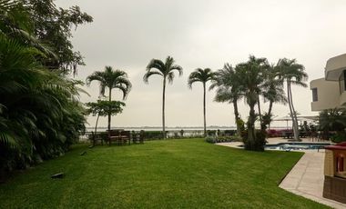 Terreno a la venta en Vista al Parque. ✅