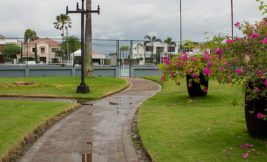 Terreno a la venta en Vista al Parque. ✅