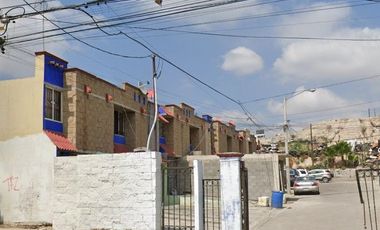 CASA EN VENTA ARANDAS, EL LAUREL, EL REFUGIO, TIJUANA BC