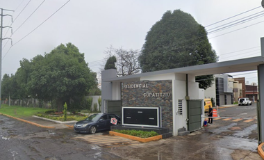 INVIERTE Y OBTEN GANANCIAS. CASA ADJUDICADA EN Av. Zumpimito, Cupatitzio, 60183 Uruapan, Mich.
