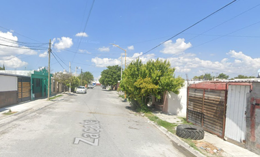 Casa en Remate Bancario en C. Zacate,  Loma Linda, Saltillo, Coah. (Solo recursos propios)