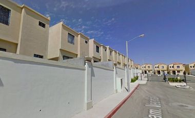CASA EN VENTA, RECIDENCIAL BARCELONA, TIJUANA