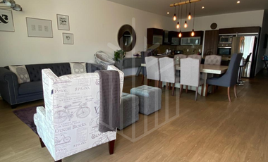 Hermoso departamento en venta en Loma Antigua.