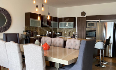 Hermoso departamento en venta en Loma Antigua.