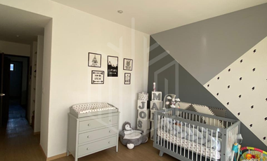 Hermoso departamento en venta en Loma Antigua.