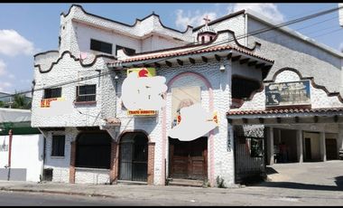 EDIFICIO COMERCIAL DE C= 732M2  IDEAL TRANSFORMAR EN 30 PEQUEÑOS LOFTS  PARA ESTUDIANTES Y PASANTES DE MEDICINA