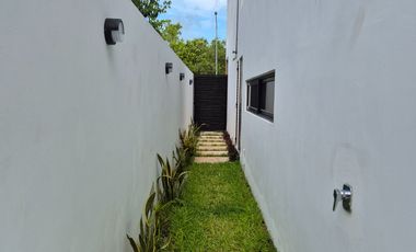 Casa Nueva Doble Altura en Vía Cumbres!