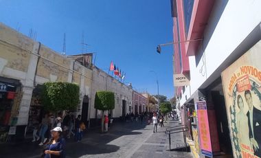 MERCADERES - Se Vende 744 m2   - Arequipa 📲 96186----  Mi WhatsApp: https://wa.link/0h----  ✅ Área de terreno 744 M2.(frentera 16 ml. - fondo 45 ml.
