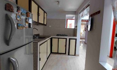 En venta casa bifamiliar barrio el cadillal