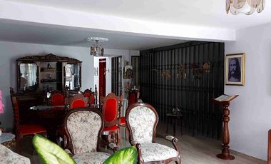 En venta casa bifamiliar barrio el cadillal