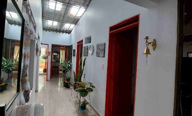 En venta casa bifamiliar barrio el cadillal