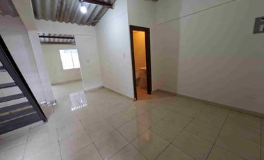CASA DE DOS PISOS EN ALQUILER URB CARACOL,VIA DAULE