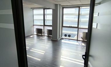 Amplia Oficina (Moderno Edif. Casa Colorada) 138 M2 Stgo Centro
