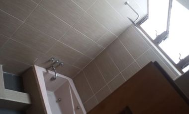 EXCELENTE CASA PARA CLÍNICA O NOTARÍA EN LA MEJOR ZONA DE MORELIA AMPLIA A PASOS DE AVENIDA LÁZARO CÁRDENAS EN CHAPULTEPEC SUR