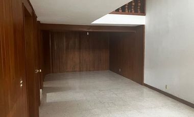 CASA MUY ACOGEDORA EN CONDOMINIO HORIZONTAL ARBOLADO