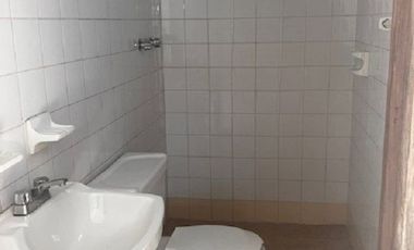 CASA MUY ACOGEDORA EN CONDOMINIO HORIZONTAL ARBOLADO