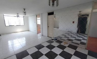 CASA GRANDE EN VENTA EN VENTANILLA EN ZONA RESIDENCIAL