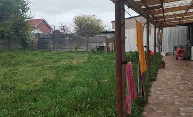 Oportunidad, Hermosa Casa con Amplio terreno en Lomas Coloradas