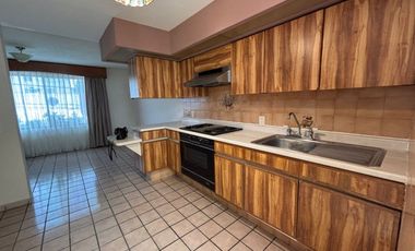 AMPLIO DEPARTAMENTO EN RENTA EN PROVIDENCIA