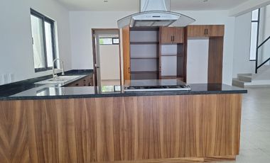Casa en renta en Senderos de Mayakoba, con alberca privada Playa del Carmen, Q Roo