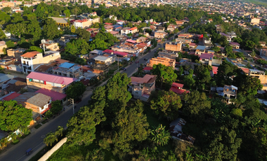 Terreno de 1255 m² ubicado en un vecindario exclusivo y estratégico.