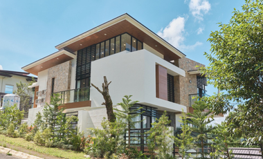 FOR SALE: LUXURY HOUSE & LOT IN BAGUIO CITY WOODSGATE