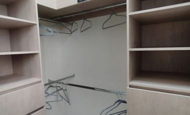 CASA EN VENTA A 1 CUADRA DE BLVD. POCITOS MUY CERCA AV DE LA CRUZ Y A UNOS MINUTOS DEL COLEGIO ENTORNO, YALTA Y TULIPANES RESIDENCIAL