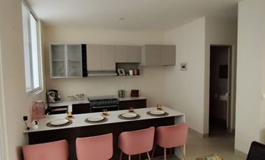 CASA EN VENTA A 1 CUADRA DE BLVD. POCITOS MUY CERCA AV DE LA CRUZ Y A UNOS MINUTOS DEL COLEGIO ENTORNO, YALTA Y TULIPANES RESIDENCIAL