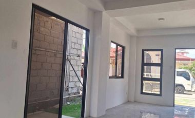 Ready for Occupancy Single Detached house with Balcony for Sale in Minglanilla Cebu