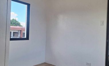 Ready for Occupancy Single Detached house with Balcony for Sale in Minglanilla Cebu