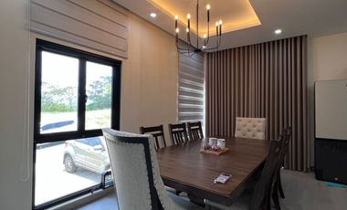 FOR SALE: TAGAYTAY HIGHLANDS 2-STOREY PREMIUM MODERN HOME.
