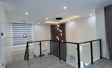 FOR SALE: TAGAYTAY HIGHLANDS 2-STOREY PREMIUM MODERN HOME.