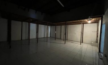 Renta Local Comercial en Esquina, Av Las Americas y Ruiz Cortine