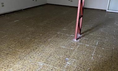 Renta Local Comercial en Esquina, Av Las Americas y Ruiz Cortine
